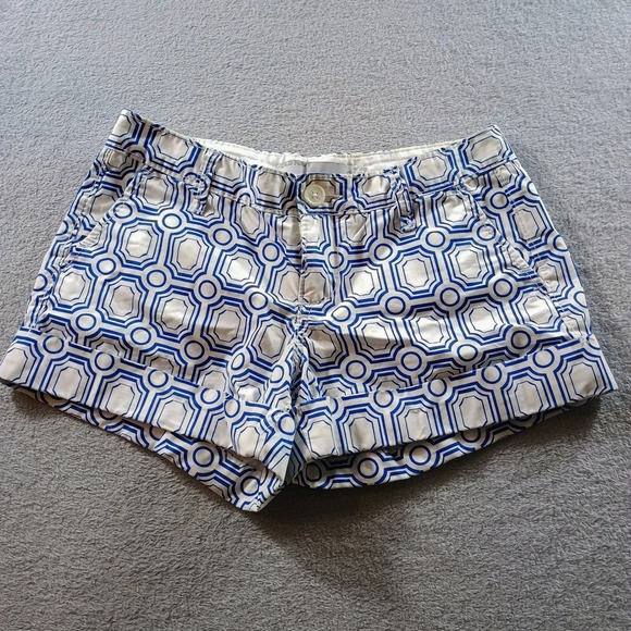 Old Navy Pants - Old Navy Women Low Rise Geometric Tile Print Shorts Blue White Size 2 Cuffed